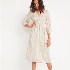 Old Navy Puff-Sleeved Floral-Print Midi Poet Swing Dress for Women